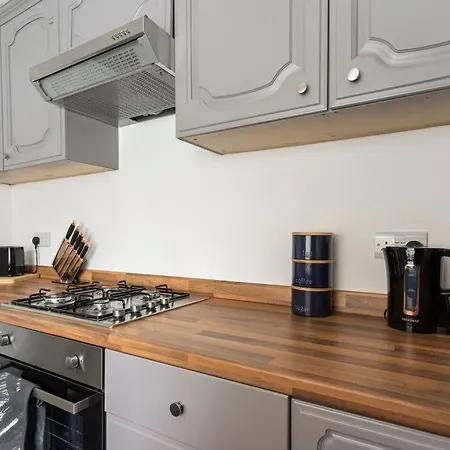 Casa vacanze 4 Bedroom 4 Bathroom House - Location - Free Parking, Fast Wifi And Smart Tvs - Perfect For Contractors And Groups - By Yoko Redcar
